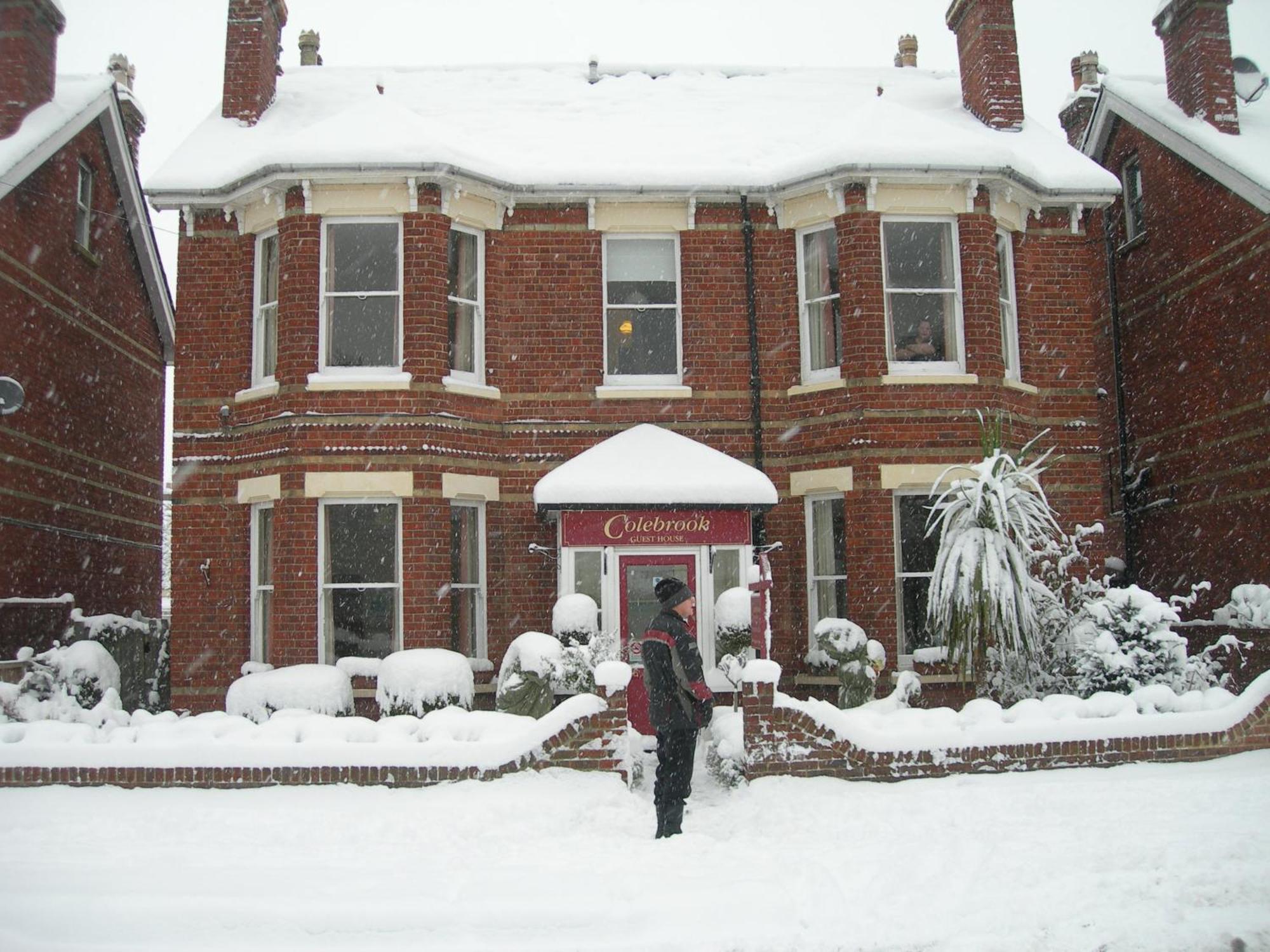 Colebrook Guest House Farnborough  Kültér fotó